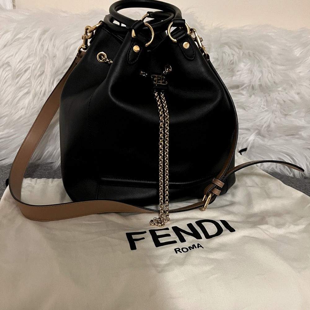 FENDI MON TRÉSOR LEATHER CROSSBODY BAG
